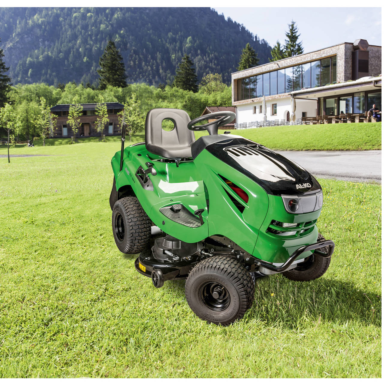 Rasentraktor T 18-103.6 HD image number 1